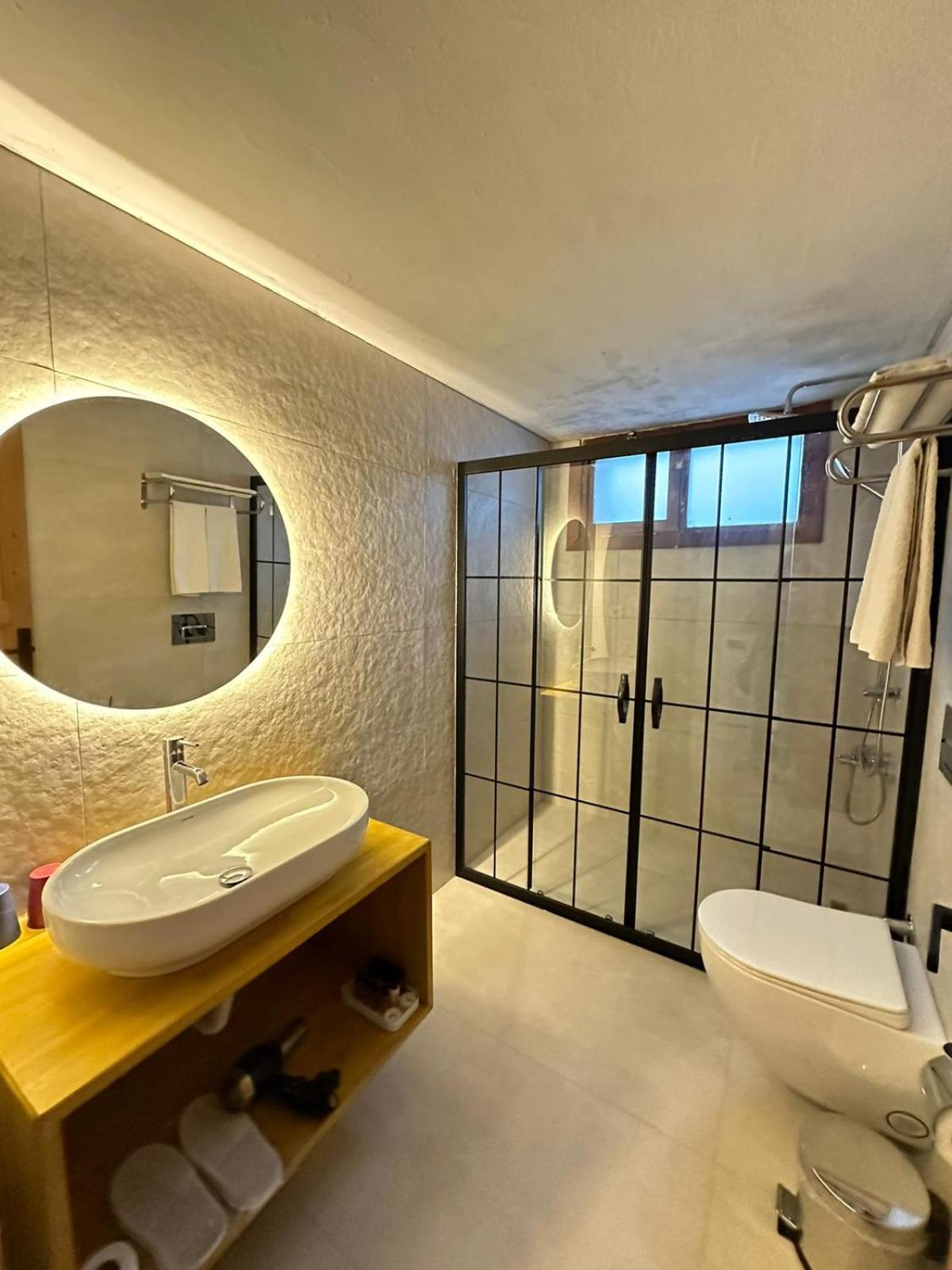 Old Town Deluxe Flats Aparthotel Анталия Екстериор снимка