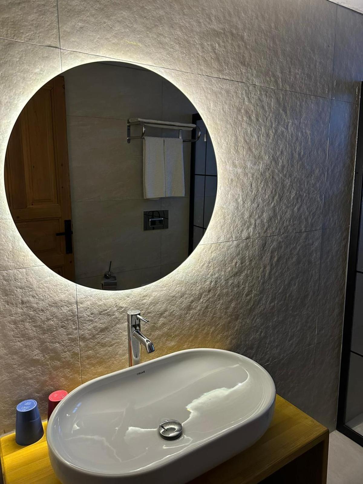 Old Town Deluxe Flats Aparthotel Анталия Екстериор снимка