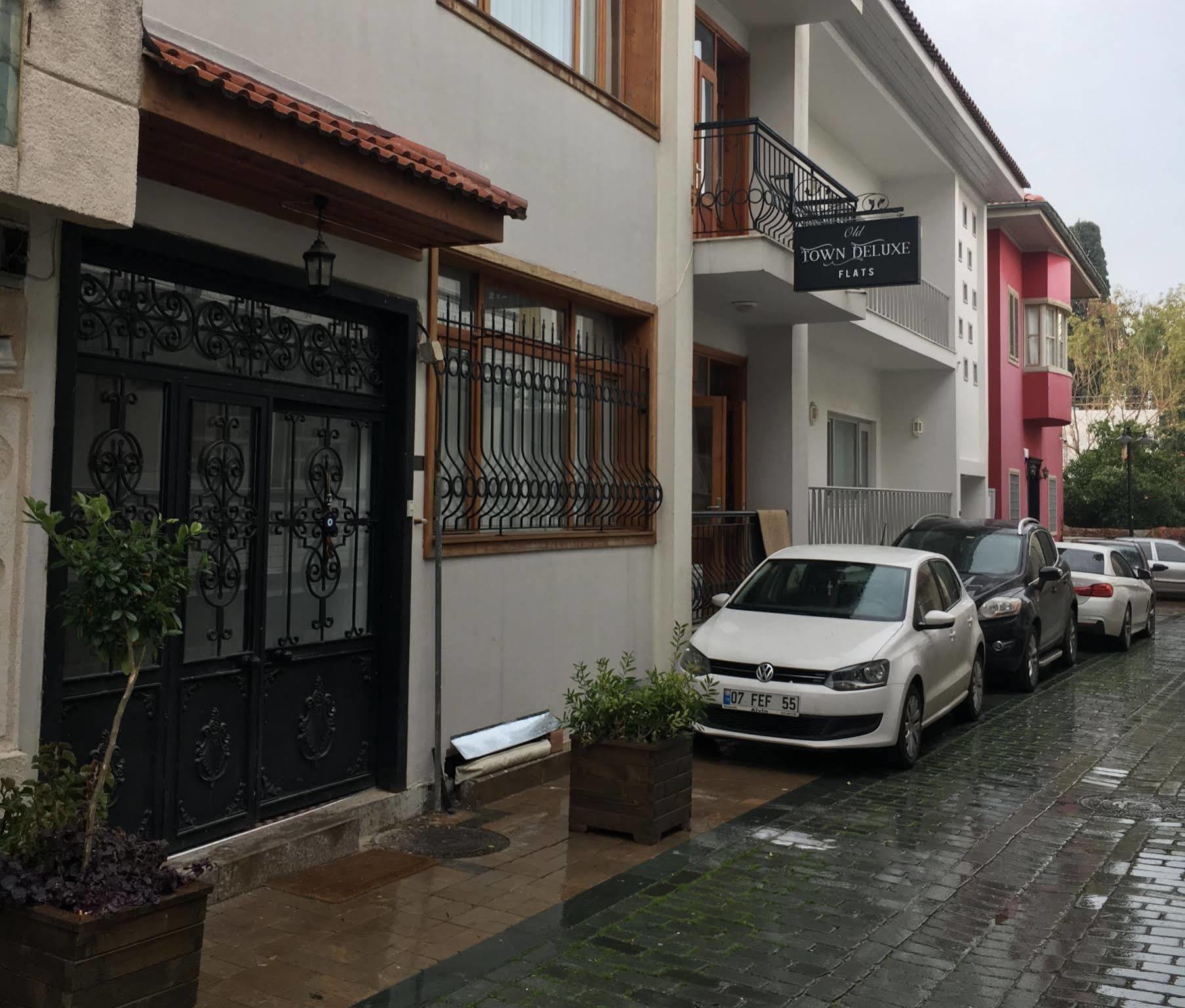 Old Town Deluxe Flats Aparthotel Анталия Екстериор снимка