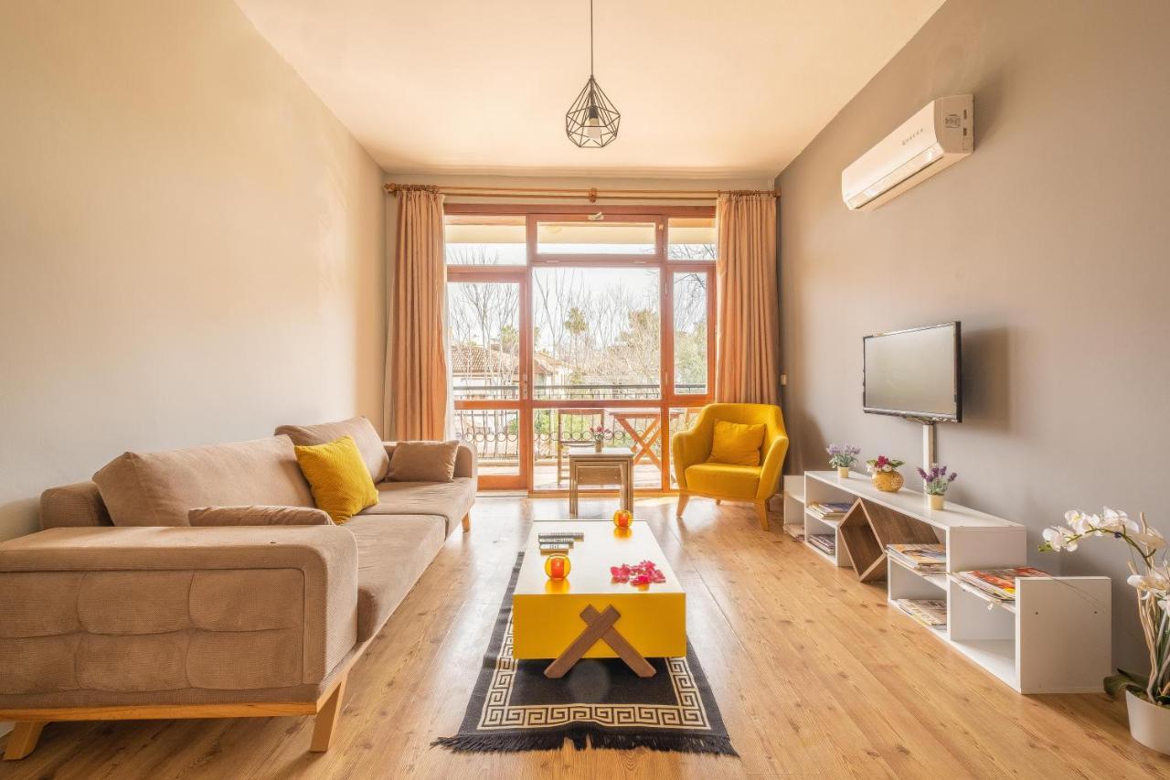 Old Town Deluxe Flats Aparthotel Анталия Екстериор снимка